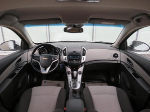Универсал Chevrolet Cruze 2014 года, 800000 рублей, Брянск