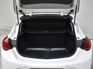 Хетчбэк Opel Astra 2012 года, 990000 рублей, Краснодар