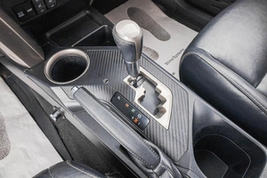 Внедорожник Toyota RAV4 2015 года, 2399000 рублей, Барнаул