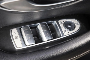 Седан Mercedes-benz E-класс 2017 года, 2799000 рублей, Новосибирск