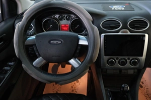 Седан Ford Focus 2008 года, 589000 рублей, Омск