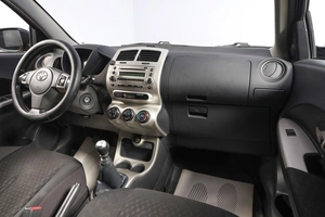 Хетчбэк Toyota Urban Cruiser 2009 года, 989000 рублей, Новосибирск