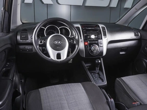 Минивэн Kia Venga 2012 года, 899000 рублей, Ростов-на-Дону