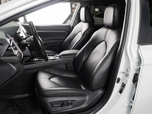 Седан Toyota Camry 2019 года, 2699000 рублей, Тюмень
