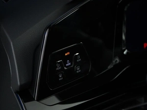 Хетчбэк Volkswagen Golf 2021 года, 2797434 рублей, Москва