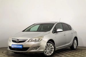 Хетчбэк Opel Astra 2011 года, 689000 рублей, Пермь