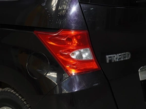 Минивэн Honda Freed 2011 года, 1219111 рублей, Тверь