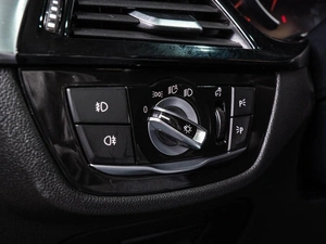 Седан BMW 5 серия 2018 года, 3000000 рублей, Волгоград