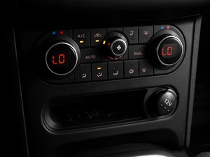 Внедорожник Nissan Qashqai 2012 года, 1049000 рублей, Тюмень