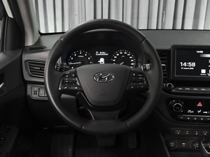 Седан Hyundai Solaris 2020 года, 1799000 рублей, Ставрополь