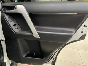 Внедорожник Toyota Land Cruiser Prado 2020 года, 6797000 рублей, Солонцы