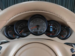 Внедорожник Porsche Cayenne S 2010 года, 1889000 рублей, Тюмень