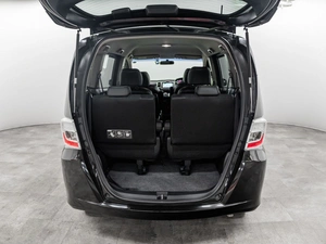 Минивэн Honda Freed 2014 года, 1275000 рублей, Красноярск