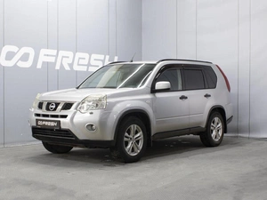 Внедорожник Nissan X-Trail 2012 года, 1240000 рублей, Омск