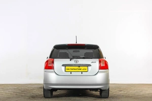 Хетчбэк Toyota Allex 2004 года, 619000 рублей, Тюмень