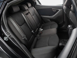 Седан Hyundai Elantra 2012 года, 989000 рублей, Тюмень