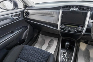 Универсал Toyota Corolla Fielder 2013 года, 1269000 рублей, Барнаул