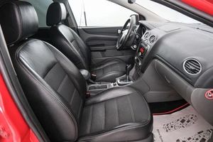 Хетчбэк Ford Focus 2008 года, 689000 рублей, Красноярск