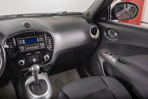 Внедорожник Nissan Juke 2013 года, 1059000 рублей, Томск