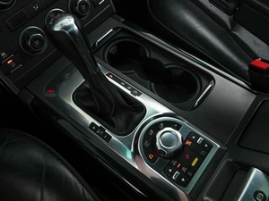 Внедорожник Land Rover Range Rover 2010 года, 1450050 рублей, Москва