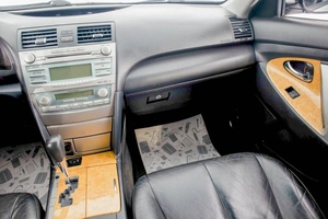 Седан Toyota Camry 2006 года, 1169000 рублей, Барнаул