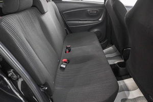 Хетчбэк Toyota Vitz 2017 года, 1049000 рублей, Барнаул