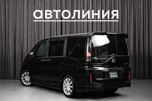 Минивэн Honda Stepwgn Spada 2016 года, 1950000 рублей, Красноярск