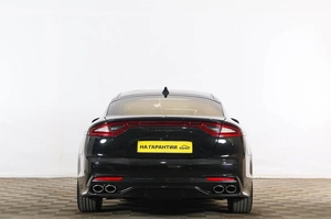 Лифтбек Kia Stinger 2017 года, 2399000 рублей, Тюмень