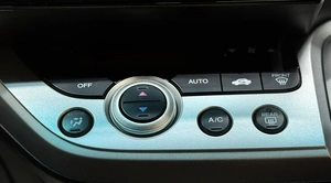 Минивэн Honda Stream 2010 года, 997000 рублей, Красноярск