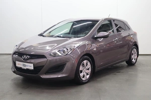 Хэтчбек Hyundai i30 2014 года, 1300000 рублей, Брянск