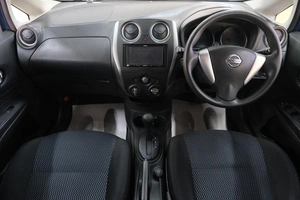 Хетчбэк Nissan Note 2015 года, 799000 рублей, Омск