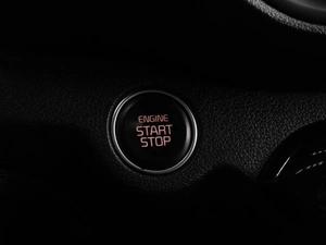 Хетчбэк Kia K3 2019 года, 1999000 рублей, Тюмень