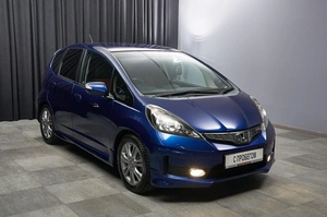 Хетчбэк Honda Fit 2010 года, 937000 рублей, Красноярск