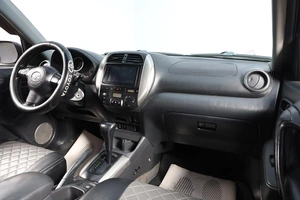 Внедорожник Toyota RAV4 2004 года, 839000 рублей, Новосибирск