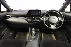 Внедорожник Toyota C-HR 2018 года, 2139000 рублей, Новосибирск