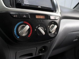 Внедорожник Toyota RAV4 2002 года, 980000 рублей, Омск