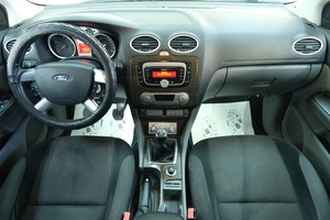 Седан Ford Focus 2008 года, 559000 рублей, Омск