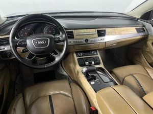 Седан Audi A8 2011 года, 1569900 рублей, Казань