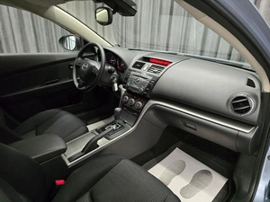 Седан Mazda 6 2010 года, 915000 рублей, Красноярск