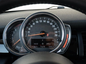 Хетчбэк MINI Cooper 2020 года, 2170000 рублей, Краснодар