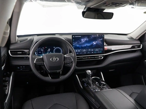 Внедорожник Toyota Highlander 2025 года, 5839050 рублей, Москва