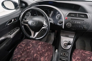 Хетчбэк Honda Civic 2008 года, 749000 рублей, Красноярск