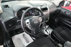 Внедорожник Nissan X-Trail 2011 года, 1399000 рублей, Омск