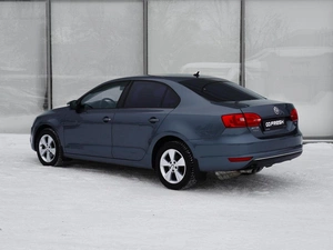 Седан Volkswagen Jetta 2011 года, 970000 рублей, Тверь