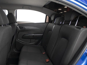 Седан Chevrolet Aveo 2012 года, 775000 рублей, Омск