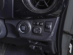 Хетчбэк Toyota Vitz 2018 года, 1420000 рублей, Ростов-на-Дону