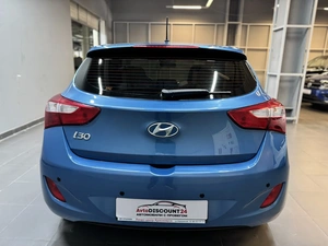 Хетчбэк Hyundai i30 2013 года, 947000 рублей, Красноярск
