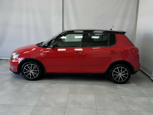 Хетчбэк Skoda Fabia 2014 года, 835000 рублей, Красноярск