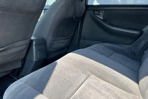 Седан Toyota Corolla 2003 года, 530000 рублей, Солонцы