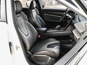 Внедорожник Geely Atlas 2023 года, 2439000 рублей, Кирилловка